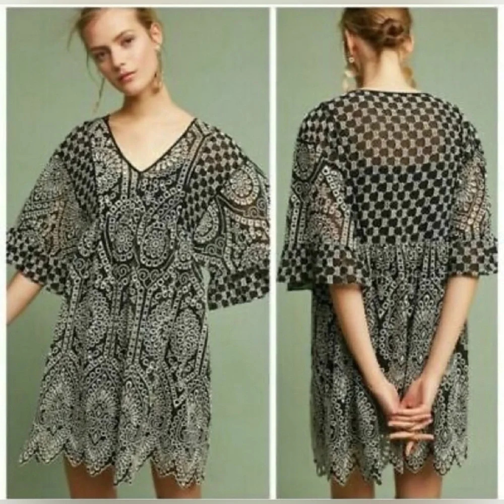 Anthropologie Brooke Eyelet Swing Dress by Akemi + Kin Black Embroidered SZ 0